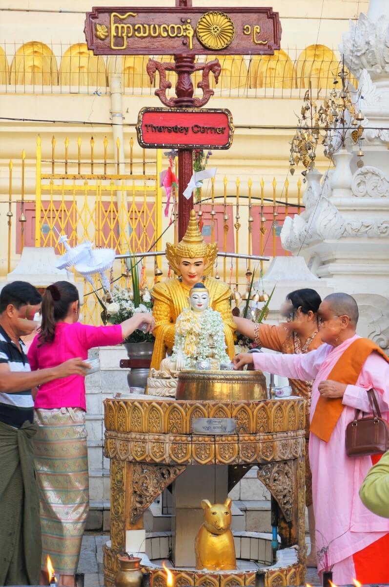 Shwe dagon pagoda-Thursday