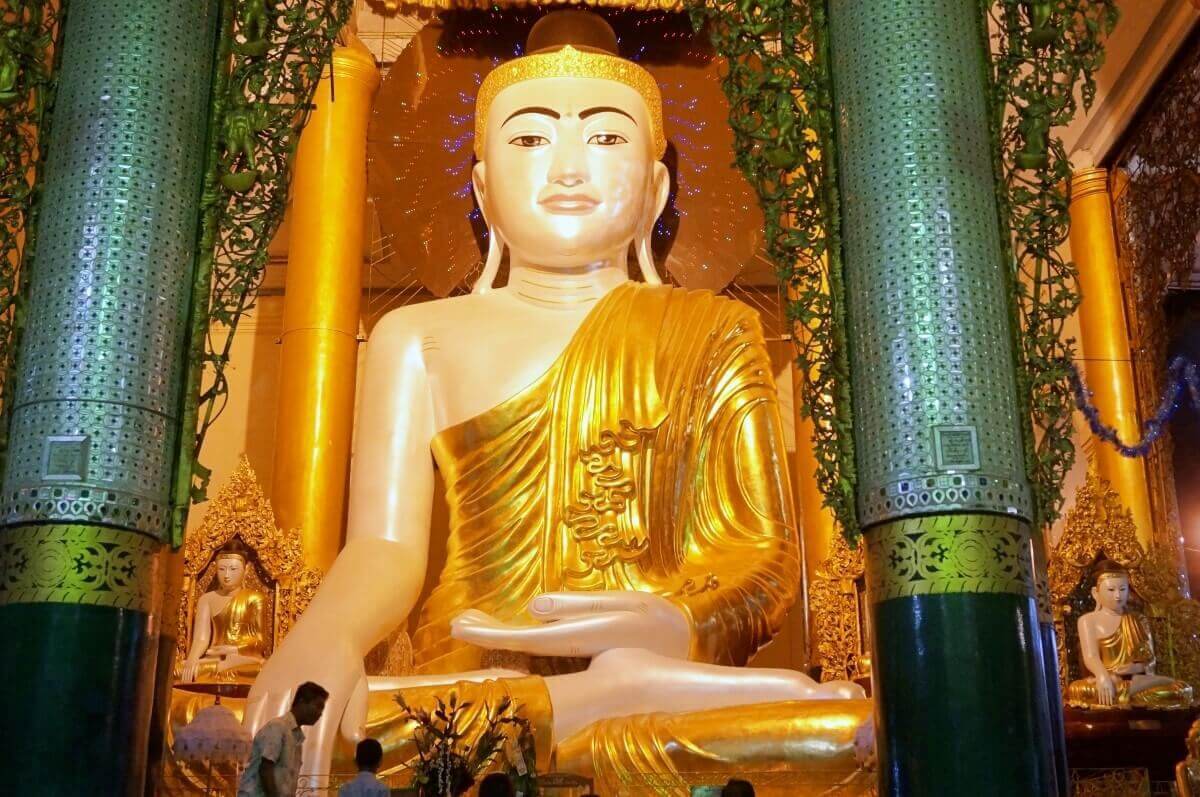 Shwe dagon pagoda